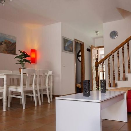 Duplex In Quiet Zone, Next To Sea, Fast Wifi Apartment El Medano  Exterior photo