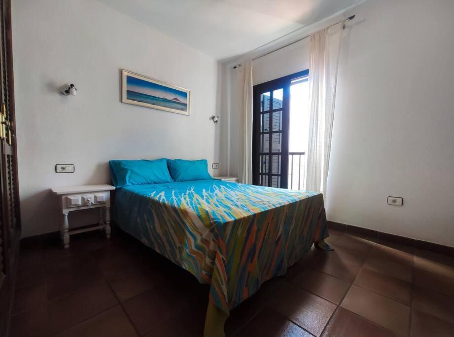 Duplex In Quiet Zone, Next To Sea, Fast Wifi Apartment El Medano  Exterior photo